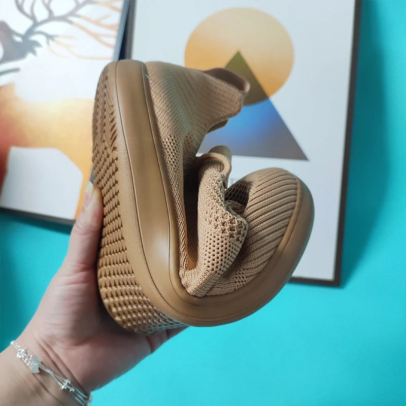 Wide Fit Barefoot Shoes - Comfortable Breathable Mesh Walking Shoes for Men and Women - ZOOMNSTORE