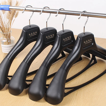 Wide Shoulder Clothes Hanger – 5pcs Durable Plastic Suit Coat Organizers - ZOOMNSTORE
