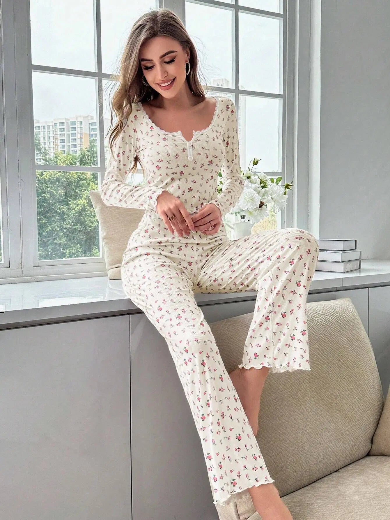 Floral Sleepwear Set - Womens Long Pant Pajamas with Lettuce Trim - ZOOMNSTORE