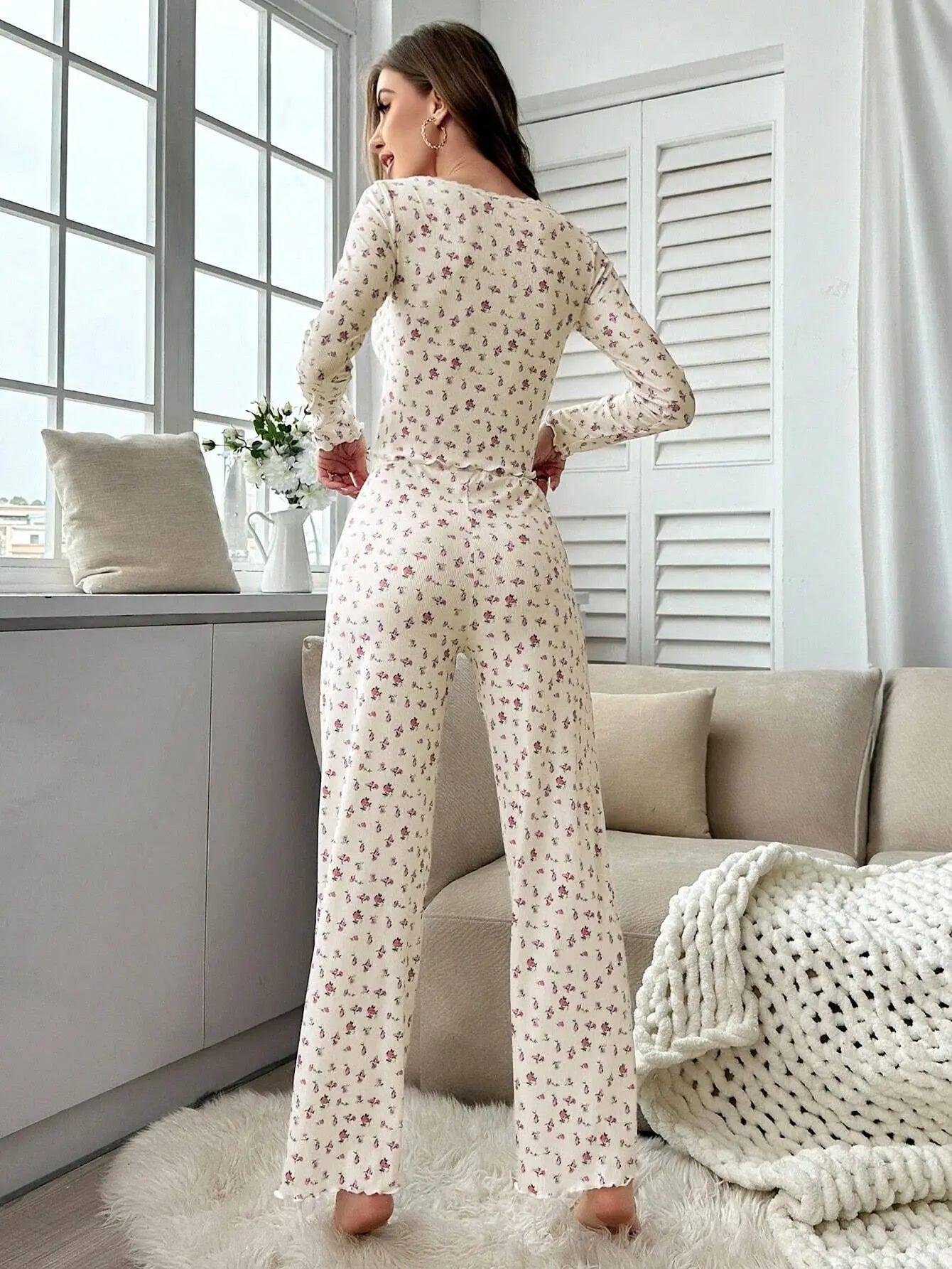 Floral Sleepwear Set - Womens Long Pant Pajamas with Lettuce Trim - ZOOMNSTORE