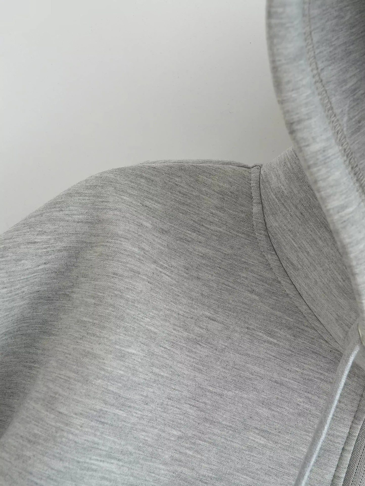 Women Gray Jacket - Hooded Zipper Closure Casual Outerwear With Big Pockets - ZOOMNSTORE