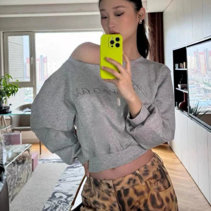 Cropped Off-Shoulder Hoodie - Womens Baggy Fashion Sweatshirt Aesthetic Streetwear - ZOOMNSTORE