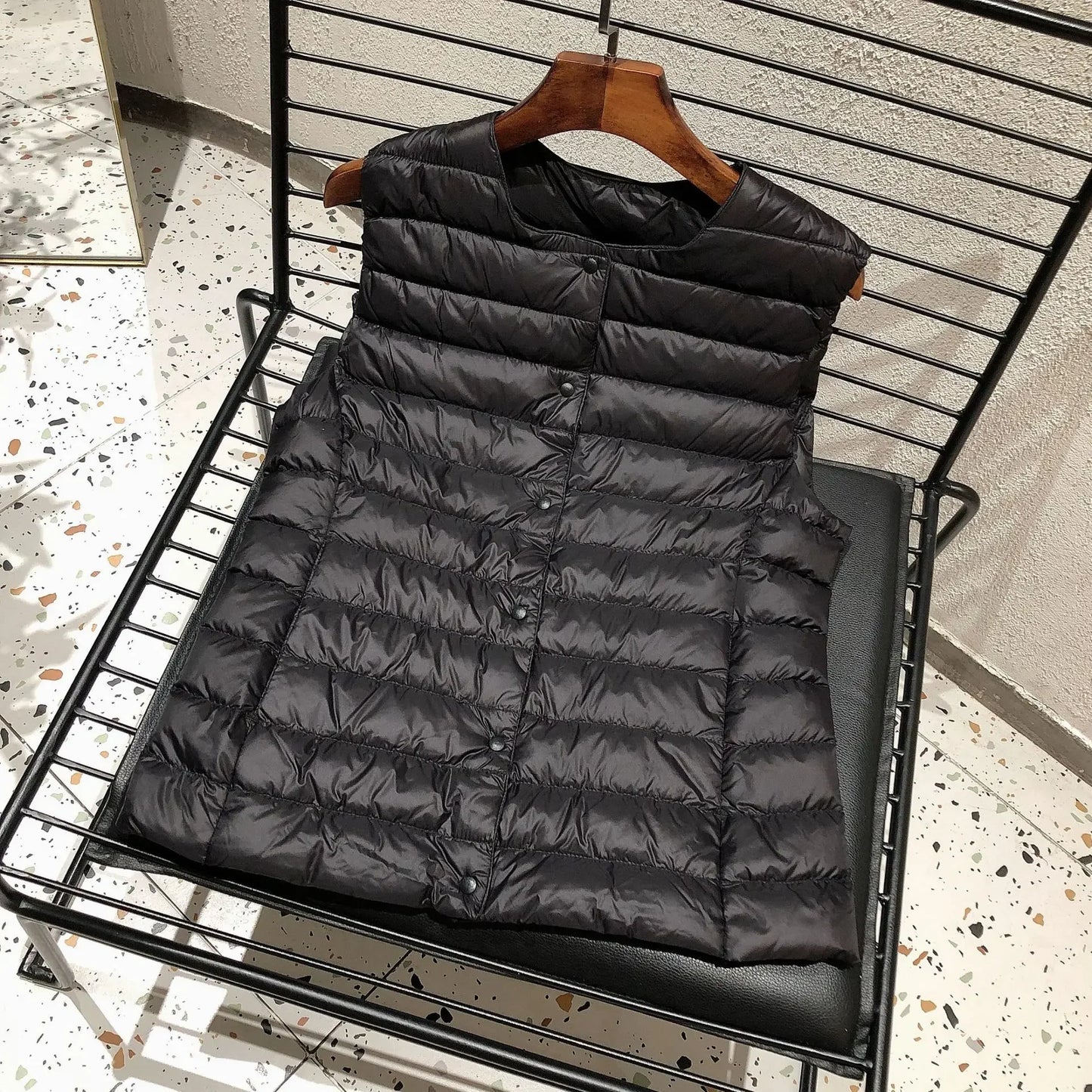 Womens Ultra Lightweight Packable Sleeveless Puffer Jacket - 90 White Duck Down Winter Vest - ZOOMNSTORE