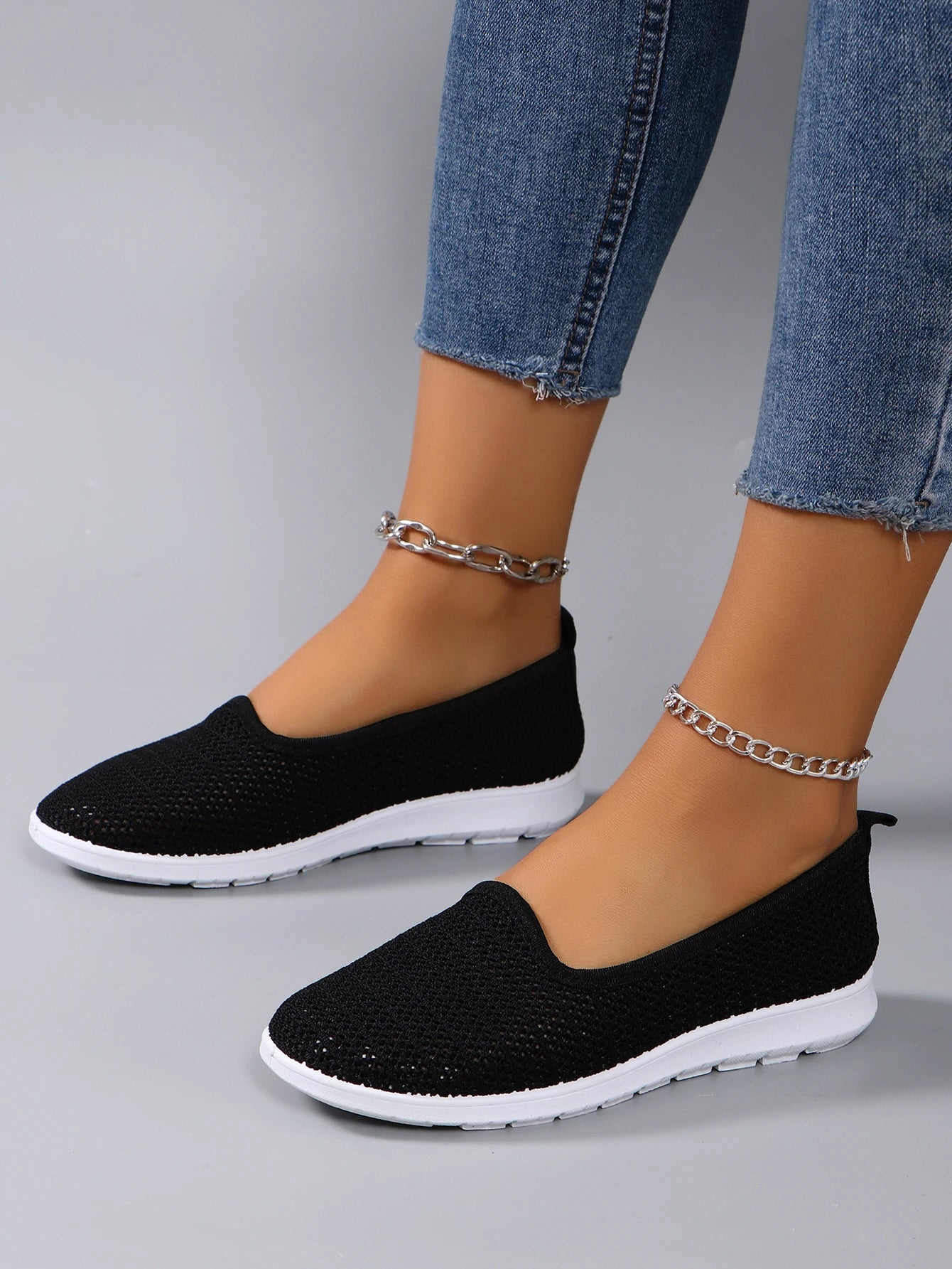 Women's Breathable Mesh Shoes - Summer Flat Casual Sneakers with Elastic Band Closure - ZOOMNSTORE