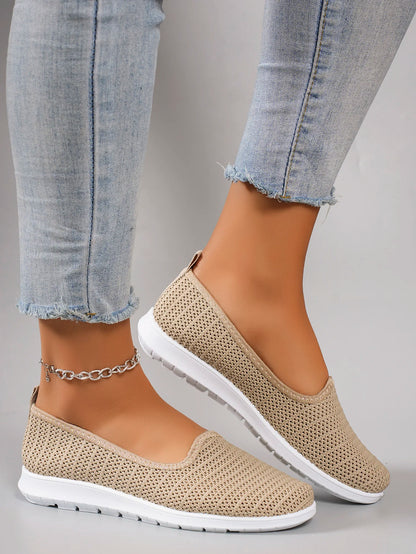 Women's Breathable Mesh Shoes - Summer Flat Casual Sneakers with Elastic Band Closure - ZOOMNSTORE