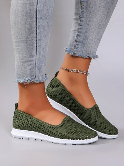 Women's Breathable Mesh Shoes - Summer Flat Casual Sneakers with Elastic Band Closure - ZOOMNSTORE