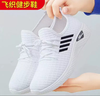 Women's Running Sneakers – Lightweight Mesh Low-Top Sneakers with Elastic Band Closure - ZOOMNSTORE