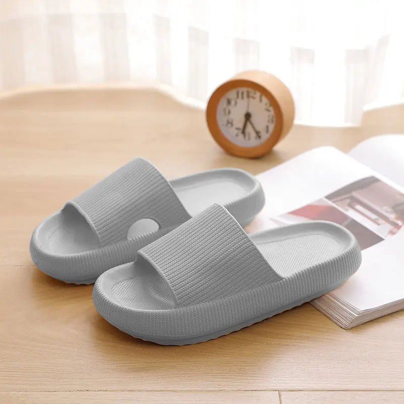 Womens Thick Platform Cloud Slippers - Soft Sole Pillow Slides  Non-Slip Beach Flip Flops - ZOOMNSTORE