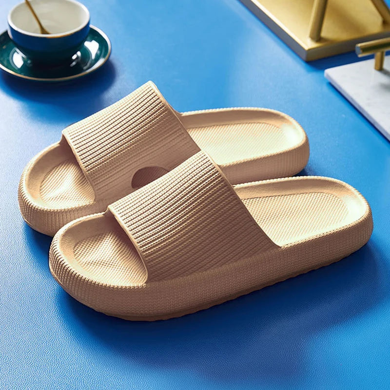 Womens Thick Platform Cloud Slippers - Soft Sole Pillow Slides  Non-Slip Beach Flip Flops - ZOOMNSTORE