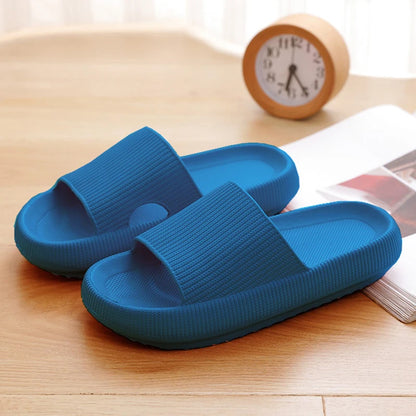 Womens Thick Platform Cloud Slippers - Soft Sole Pillow Slides  Non-Slip Beach Flip Flops - ZOOMNSTORE