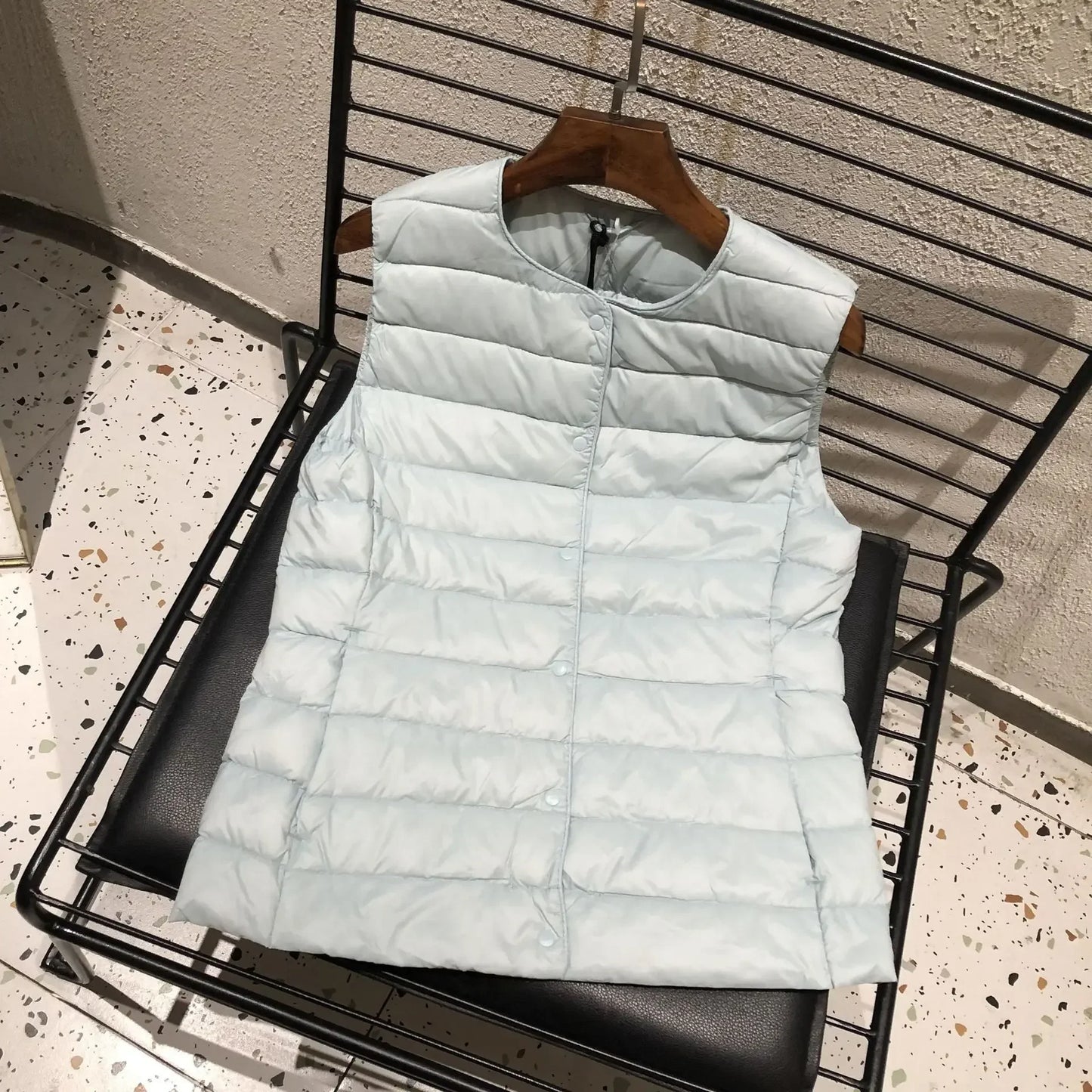 Womens Ultra Lightweight Packable Sleeveless Puffer Jacket - 90 White Duck Down Winter Vest - ZOOMNSTORE
