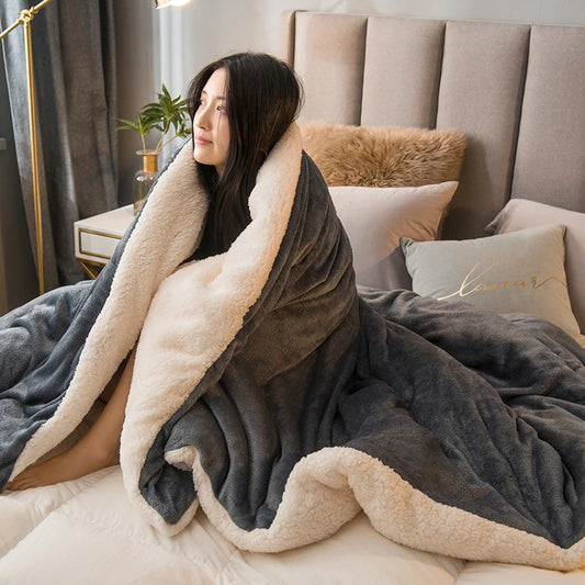 Double-Sided Wool Throw Blanket - Queen Bedspread for Winter Warmth - ZOOMNSTORE