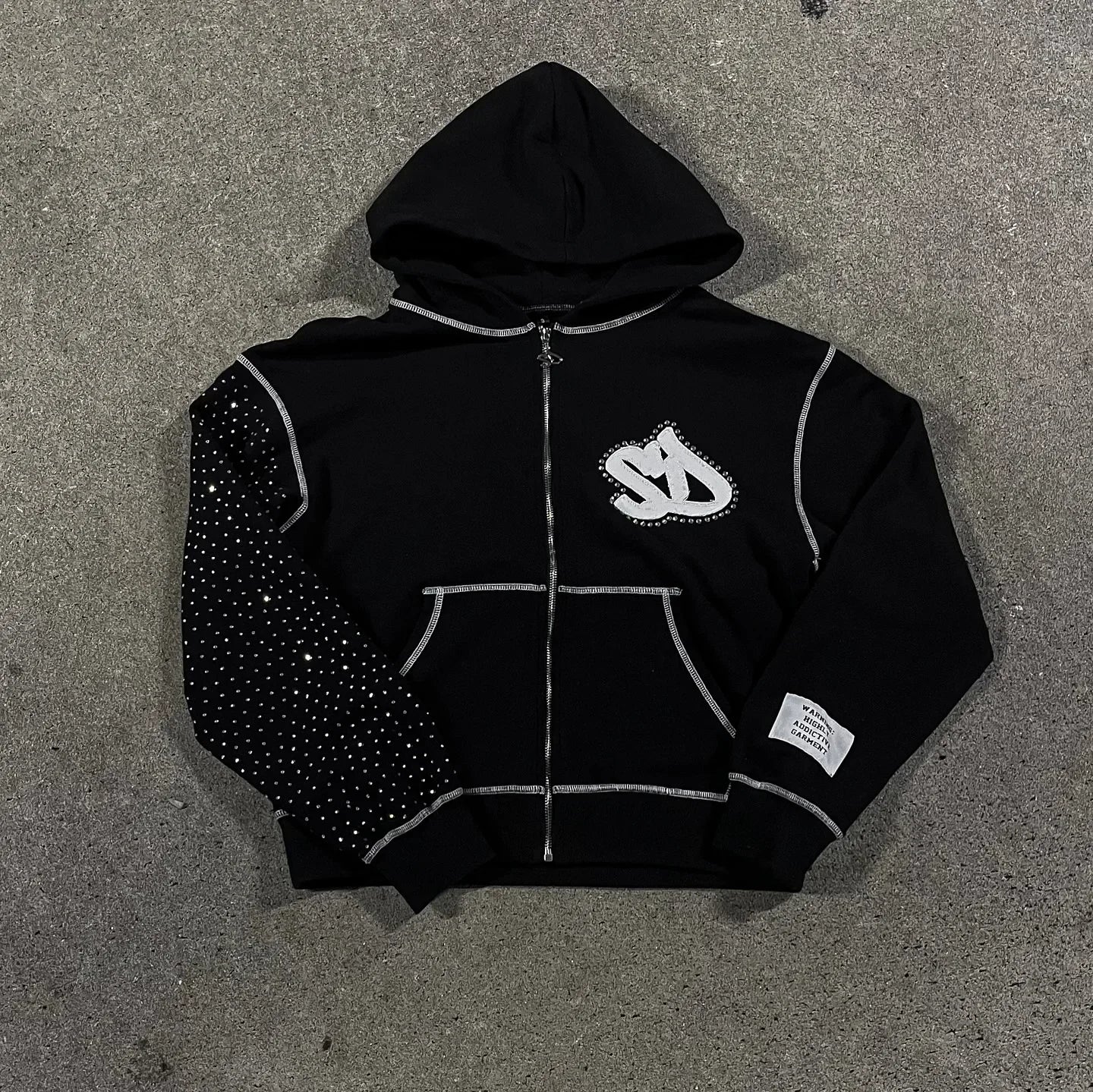 Y2K Oversized Hoodie - Retro Embroidered Diamond Sweatshirt for Men  Women - ZOOMNSTORE