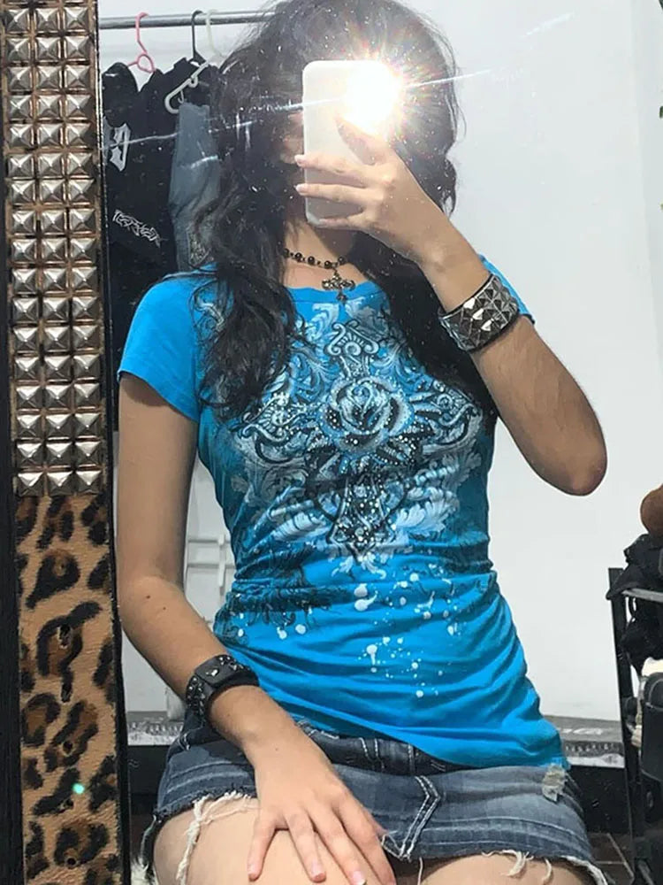 Y2K Grunge T-Shirt - Vintage Rhinestone Heart Rose Top Harajuku Street Fashion - ZOOMNSTORE
